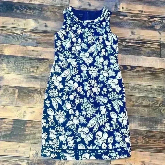 Talbots Blue White lined Dress Mixed Fruit design size 6 - Picture 1 of 8
